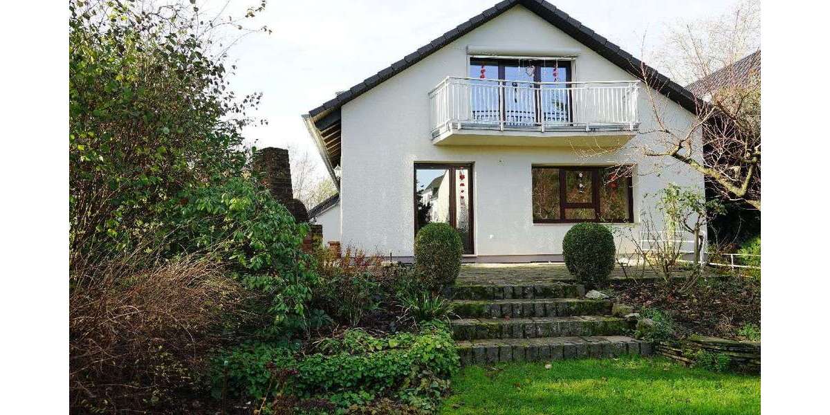 Haus zum Kaufen in Leverkusen 745.000 € 191 m² 7 zimmer