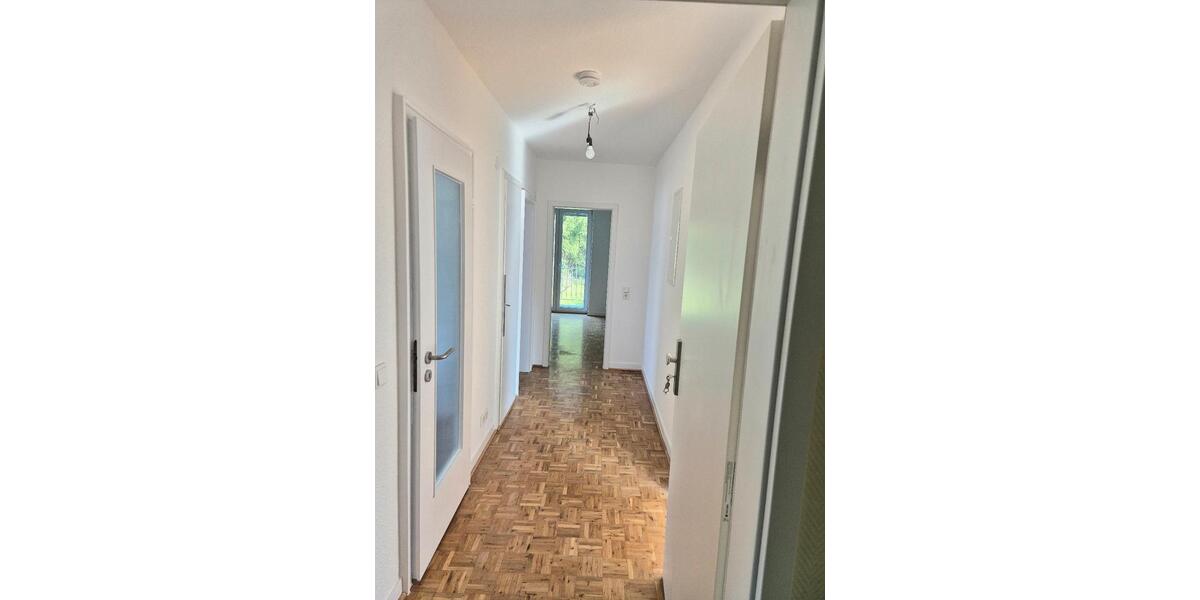 Erstbezug nach Kernsanierung Mietwohnung 70 qm 2 Balkone zimmer