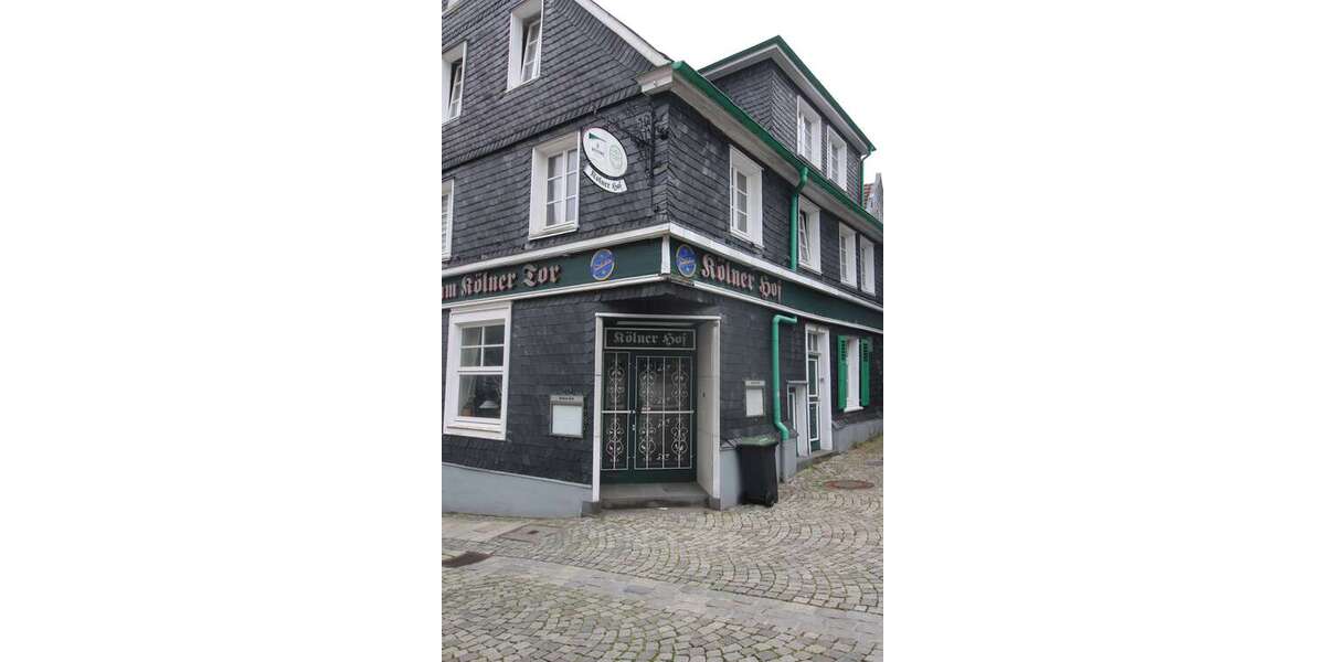 Einfamilienhaus Remscheid Lennep - 8 Zimmer, 286 m&sup2;, 300.000&euro; | Angebot:23113783