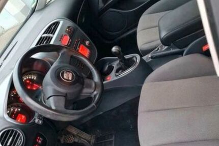Seat Leon 274.000 km 1.570 &euro; Bergisch Gladbach 51429