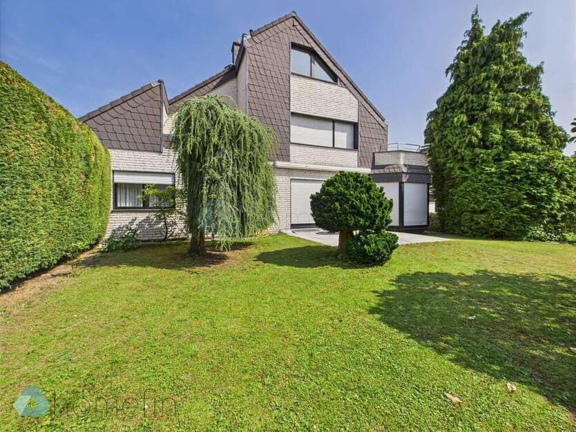 Haus zum Kaufen in Leverkusen 839.000 € 232.83 m²