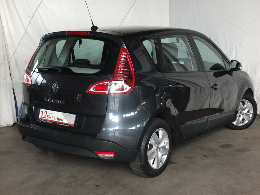 Renault Scenic TOM TOM EDITION 1.HAND KLIMA NAVI 71.039 km 7.408 € Köln 50858