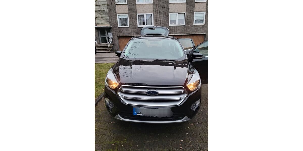 Ford Kuga 55.000 km 12.999 &euro; Düsseldorf 40229