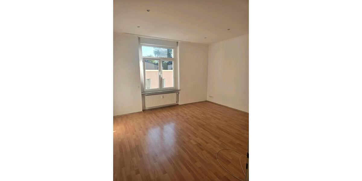 Etagenwohnung Wuppertal Unterbarmen - 4 Zimmer, 118 m&sup2;, 239.000&euro; | Angebot:26820912