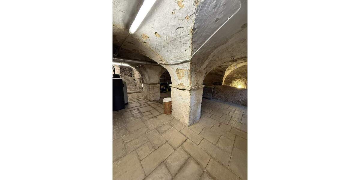 Reihenendhaus Lindlar Linde - 6 Zimmer, 225 m&sup2;, 1.900&euro; | Angebot:25660655