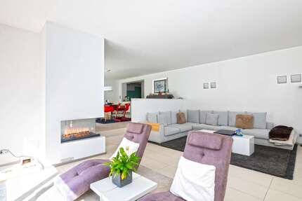 Haus zum Kaufen in Erkrath 878.500 € 225 m²