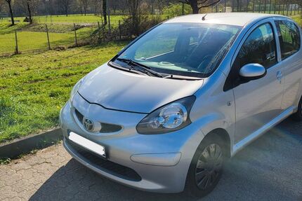 Toyota Aygo (X) 158.980 km 1.599 &euro; Overath 51491