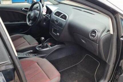 Seat Leon 279.000 km 2.899 € Köln 50969