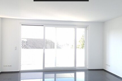 Exklusive, vollständig sanierte Wohnung mit großzügigem Raumgefühl und drei Balkonen 5 zimmer