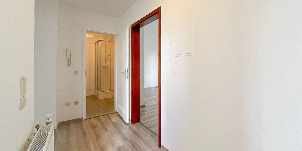 Etagenwohnung Hagen Wehringhausen - 3 Zimmer, 97 m&sup2;, 670&euro; | Angebot:26796176