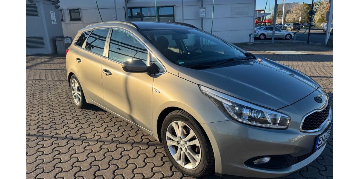 Kia ceed / Ceed 233.300 km 3.995 &euro; Hattingen 45529