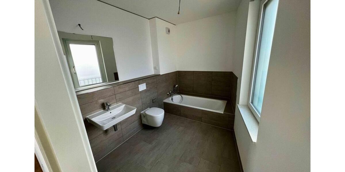 Etagenwohnung Düsseldorf Pempelfort - 4 Zimmer, 105 m&sup2;, 1.874&euro; | Angebot:25050575