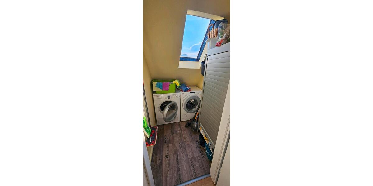 Dachgeschoßwohnung Remscheid Lüttringhausen - 3 Zimmer, 86 m&sup2;, 189.000&euro; | Angebot:26915499