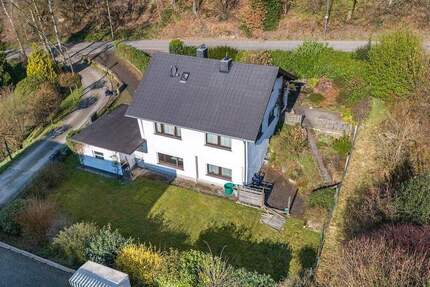 WOHNEN IM GRÜNEN - EINFAMILIENHAUS MIT SONNENGRUNDSTÜCK UND EXPERTENEMPFEHLUNG ZUR SANIERUNG 5 zimmer