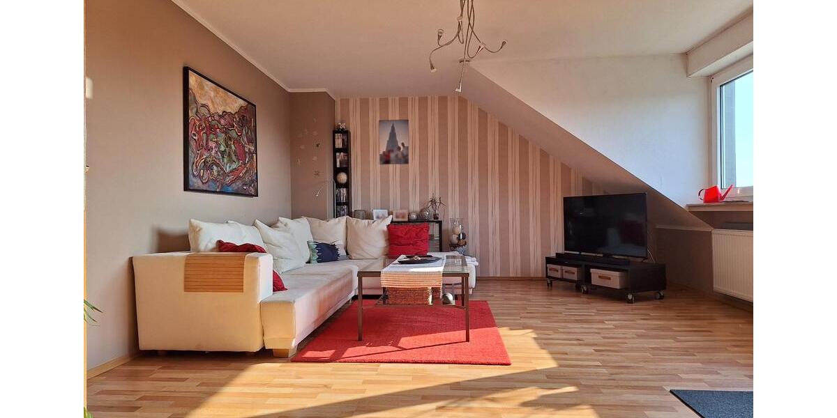 Dachgeschoßwohnung Leverkusen Bergisch Neukirchen - 2 Zimmer, 72 m&sup2;, 720&euro; | Angebot:25384585