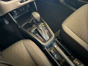 Suzuki Swift 1.2 Dualjet Hybrid Comfort Automatik 7.200 km 19.300 &euro; HAAN 42781