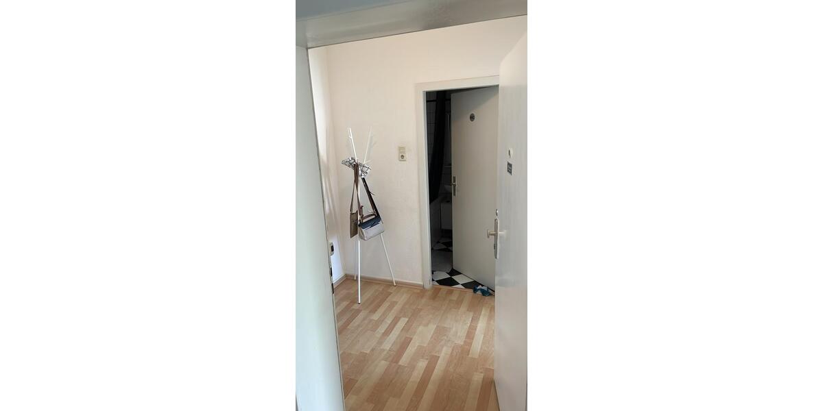 Wohnung in D-Derendorf mit 2 Balkonen (bitte keine Makler) 3 zimmer