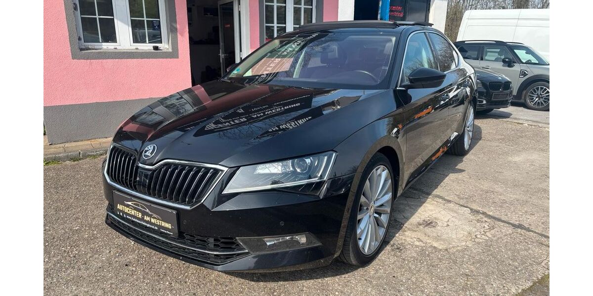 Skoda Superb 156.000 km 15.900 &euro; Wuppertal 42329