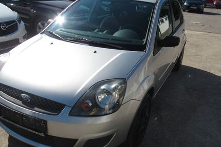 Ford Fiesta 58.000 km 3.800 &euro; Leverkusen 51371