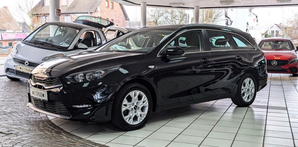 Kia ceed / Ceed 64.988 km 19.989 &euro; Hilden 40721