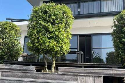 Haus zum Kaufen in Zeewolde 870.000 € 200 m²