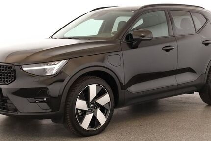 Volvo XC40 26.100 km 45.884 € Düsseldorf 40233