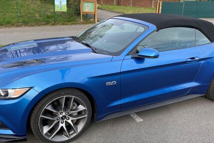 Ford Mustang 64.000 km 28.999 &euro; Remscheid 42859