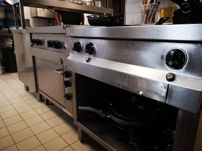 RESERVIERT - Restaurant + Bar + Appartement am besten Platz in Velbert zimmer