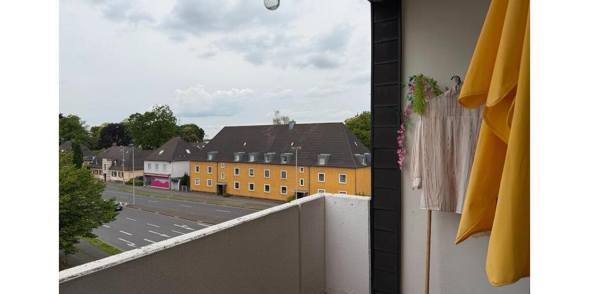 Etagenwohnung Leverkusen Alkenrath - 4 Zimmer, 97 m&sup2;, 1.060&euro; | Angebot:26425539