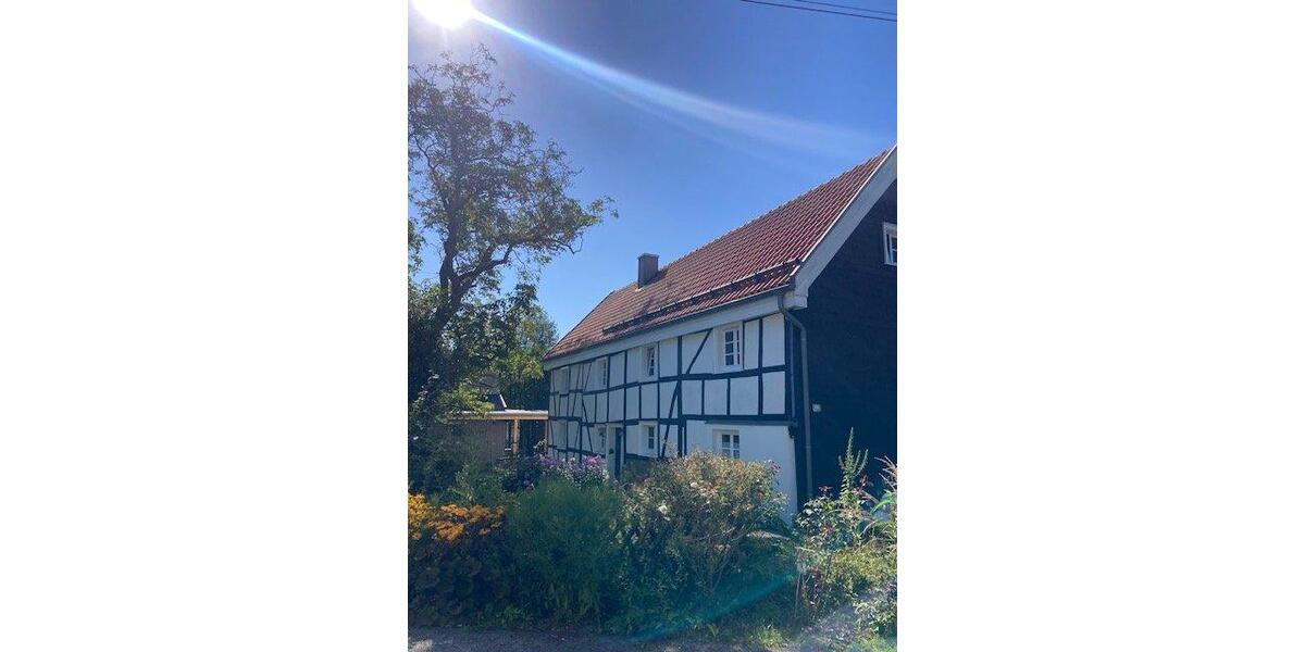 Einfamilienhaus Overath - 5 Zimmer, 190 m&sup2;, 1.980&euro; | Angebot:25993243