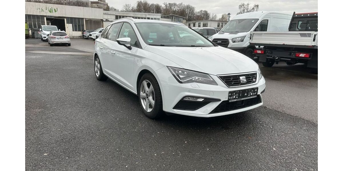 Seat Leon 91.584 km 15.990 &euro; Remscheid 42857