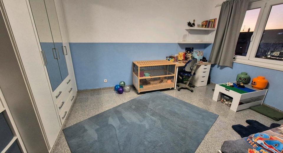 Komfortable große 4-Zimmer-Wohnung in Top Lage in Schlebusch 4 zimmer