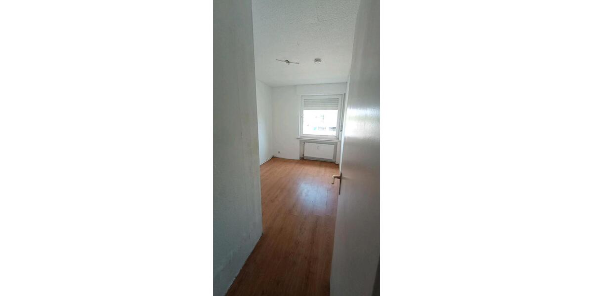 Etagenwohnung Radevormwald - 4 Zimmer, 83 m&sup2;, 720&euro; | Angebot:26262977