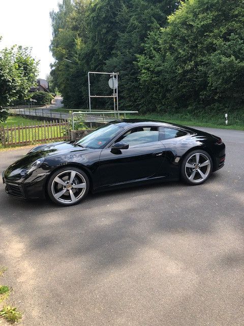 992
