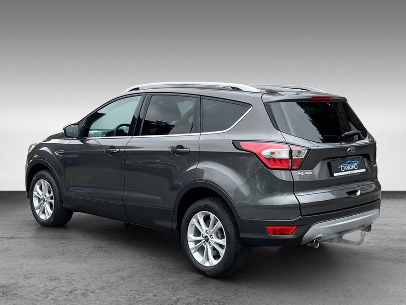 Kuga Titanium Navi Kamera AHK SHZ Motor !