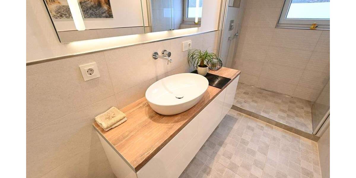 Etagenwohnung Leverkusen Opladen - 3 Zimmer, 85 m&sup2;, 285.000&euro; | Angebot:25780819