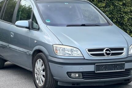 Opel Zafira 167.000 km 3.999 € Wuppertal 42389