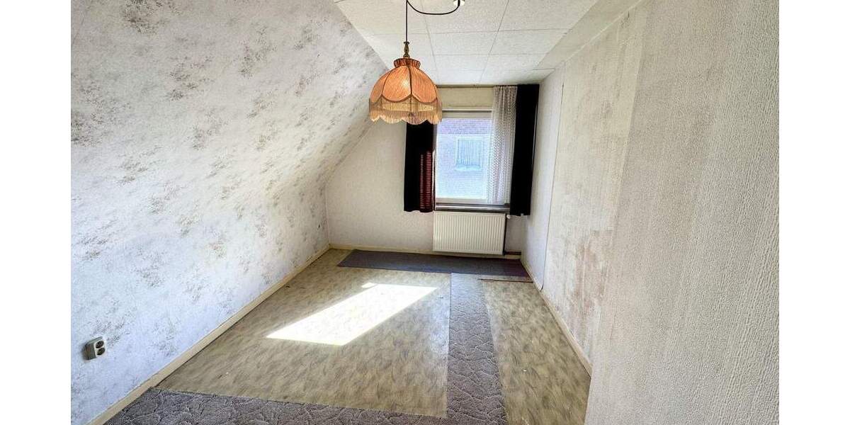 Frei stehendes Einfamilienhaus in schöner Hitdorfer Lage 5 zimmer