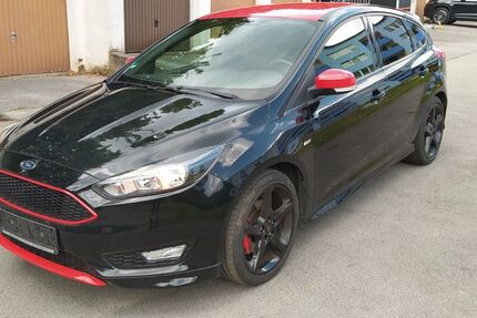 Ford Focus 42.500 km 11.499 &euro; Wuppertal 42111