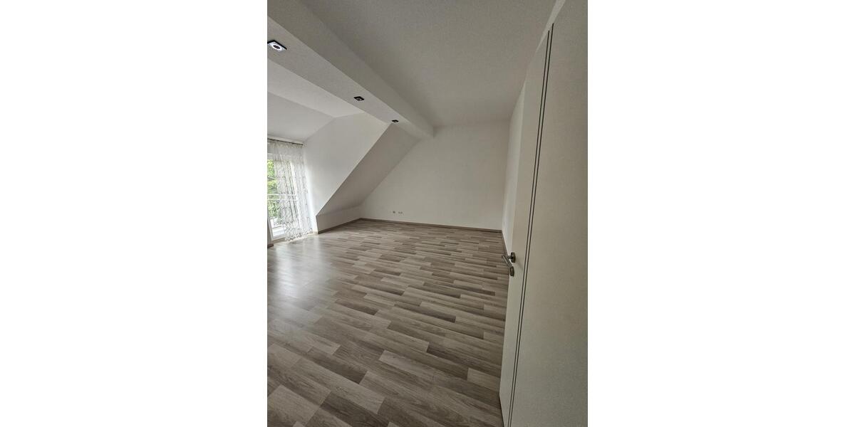 Doppelhaushälfte Hagen Hagen-Mitte - 4.5 Zimmer, 143 m&sup2;, 1.400&euro; | Angebot:22418849