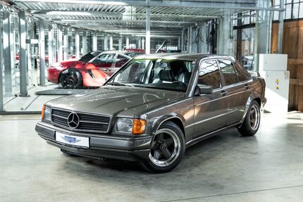 Mercedes-Benz 190 75.657 km 139.890 &euro; Düsseldorf 40591