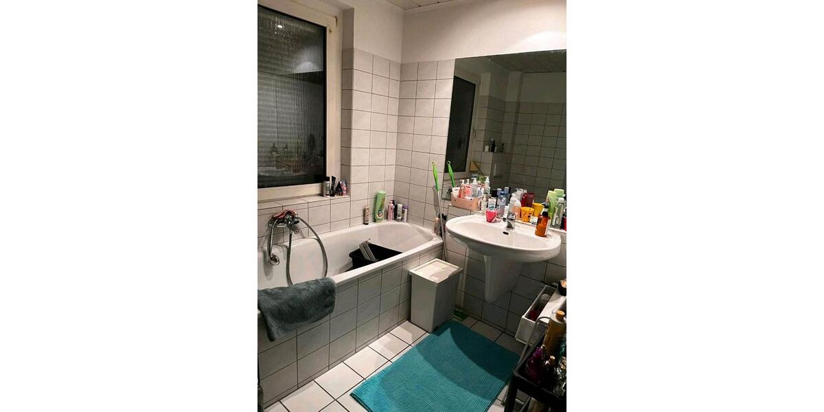 Doppelhaushälfte Remscheid - 4 Zimmer, 100 m&sup2;, 1.370&euro; | Angebot:26061142