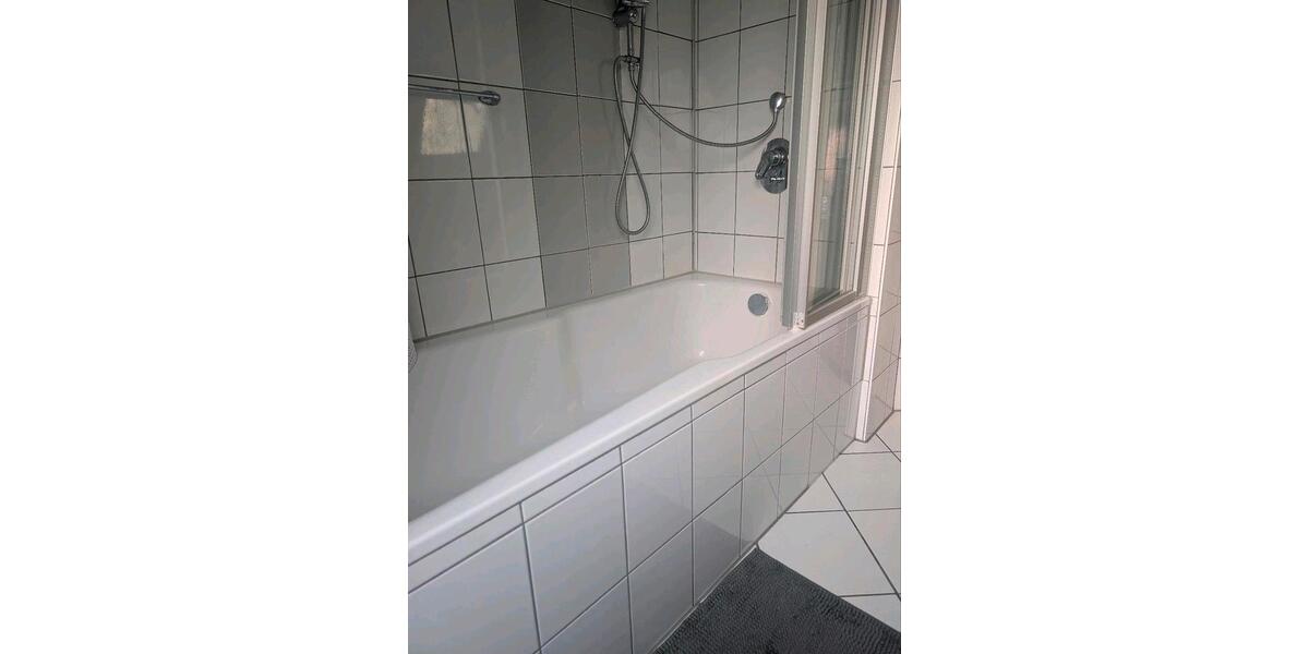 Dachgeschoßwohnung Bochum Bochum-Südwest - 3 Zimmer, 110 m&sup2;, 980&euro; | Angebot:26347710
