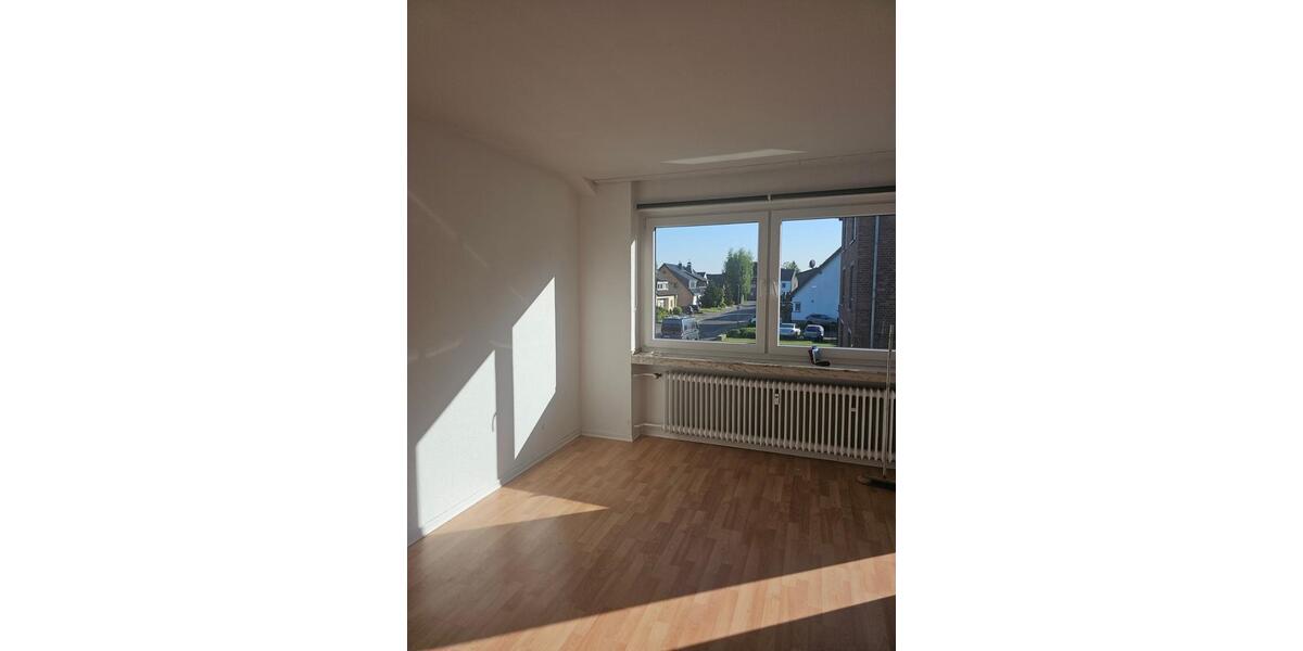 Etagenwohnung Dormagen Sankt Peter - 2.5 Zimmer, 68 m&sup2;, 750&euro; | Angebot:25547502