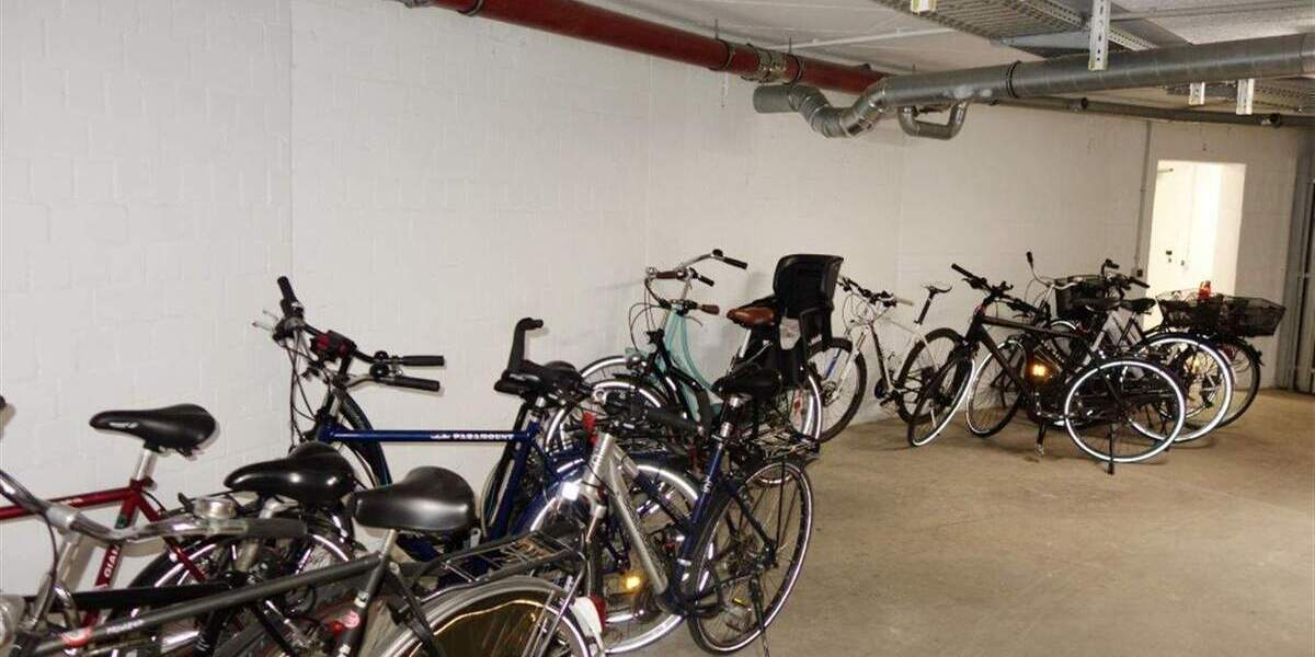 Moderne 3 Zimmer mit EBK, 2 Bädern, 2 Balkonen, Fußbodenhzg. in Flingern 3 zimmer