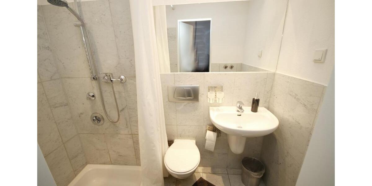 Etagenwohnung Düsseldorf Stadtmitte - 1 Zimmer, 29 m&sup2;, 710&euro; | Angebot:26635350