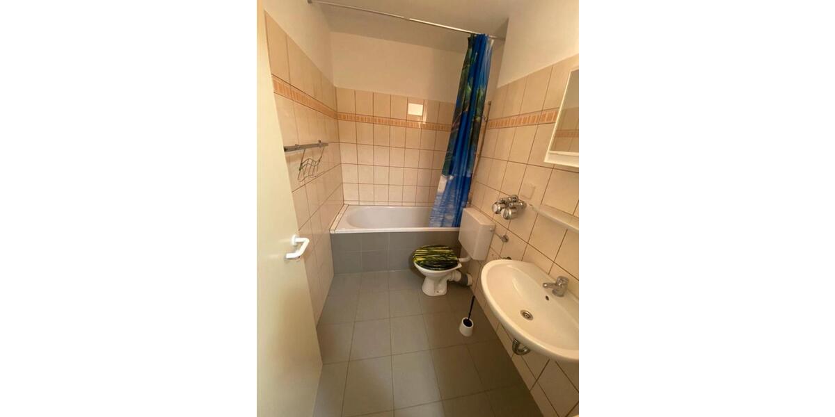 Etagenwohnung Düsseldorf Pempelfort - 1 Zimmer, 40 m&sup2;, 650&euro; | Angebot:26241840