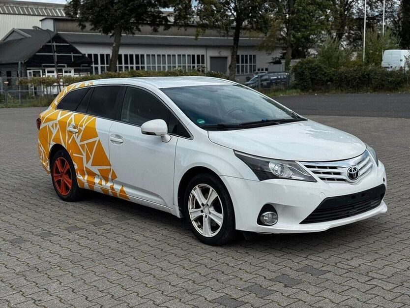 Avensis