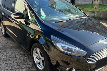 Ford S-Max 193.695 km 14.600 &euro; Düsseldorf 40597