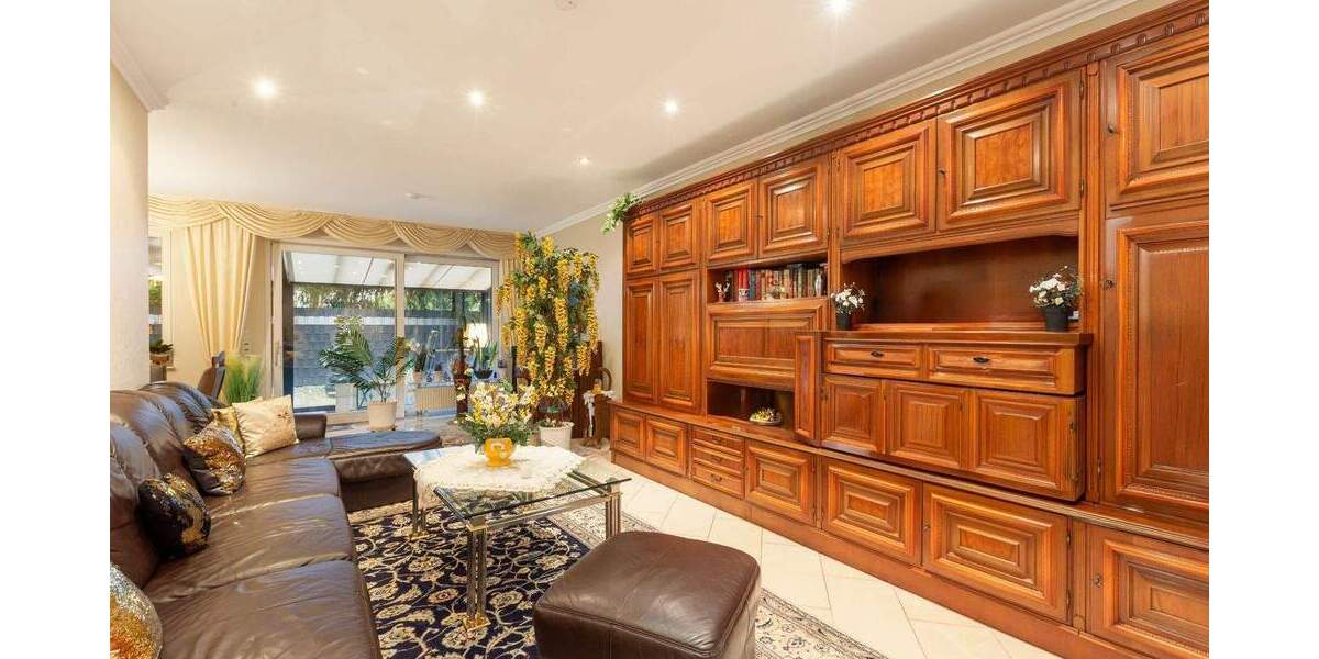 Mehrfamilienhaus, Wohnhaus Düsseldorf Gerresheim - 1 Zimmer, 295 m&sup2;, 1.390.000&euro; | Angebot:25799900